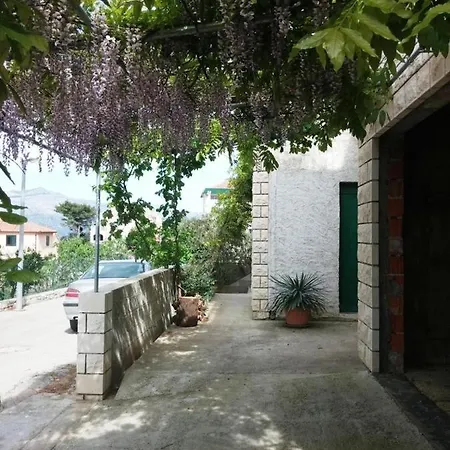 Miljana Apartamento